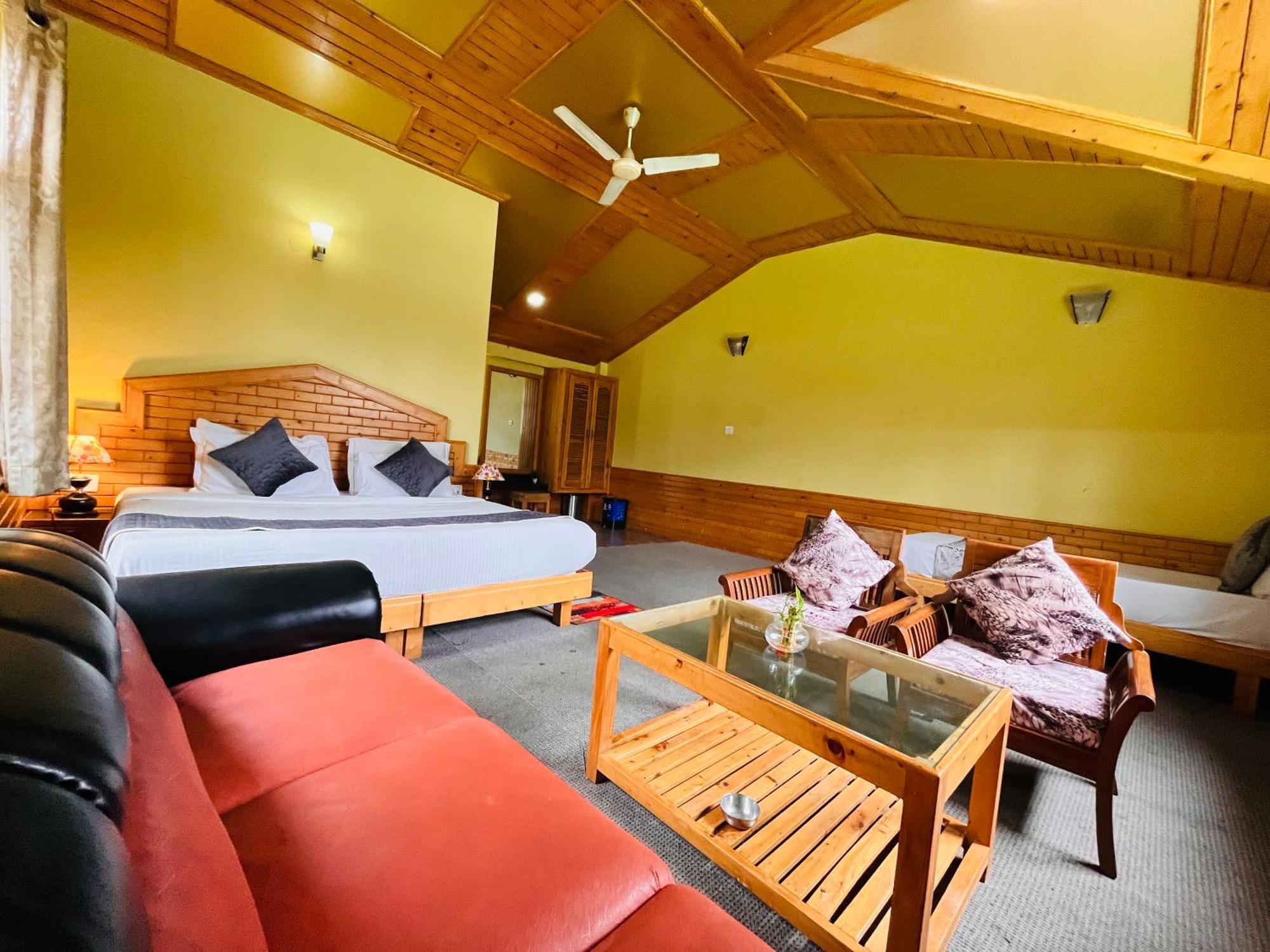 Hotel Hollywood Manali - Scenic River & Mountain View With Premium Rooms Kültér fotó