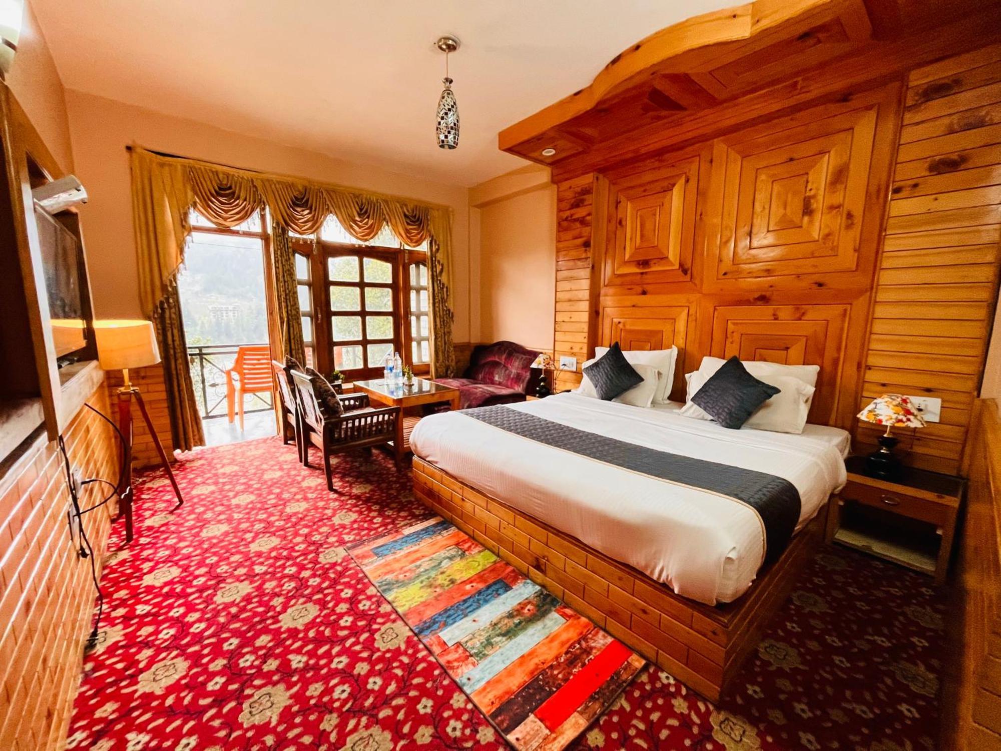 Hotel Hollywood Manali - Scenic River & Mountain View With Premium Rooms Kültér fotó