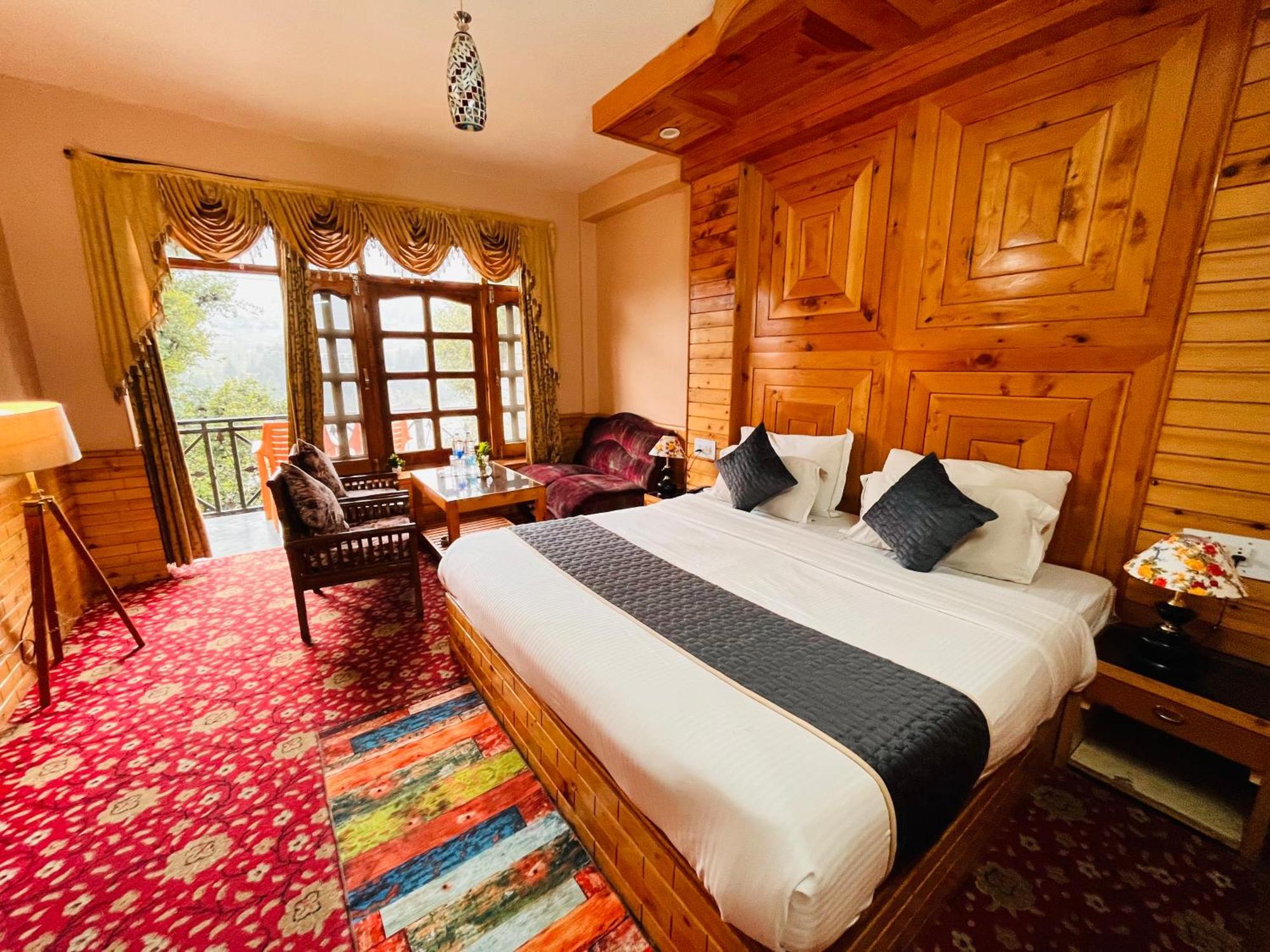 Hotel Hollywood Manali - Scenic River & Mountain View With Premium Rooms Kültér fotó
